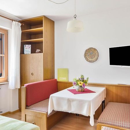 Appartements Gabrielli Anna Trodena Exteriör bild